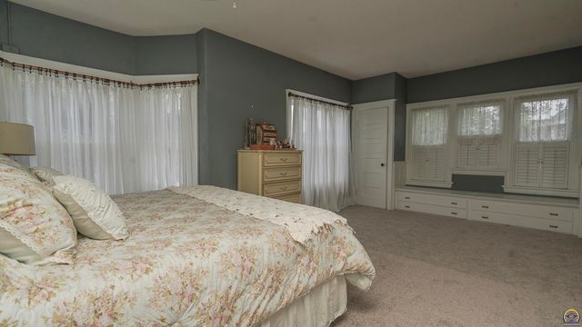 200 E 14th ST, Horton, KS 66439