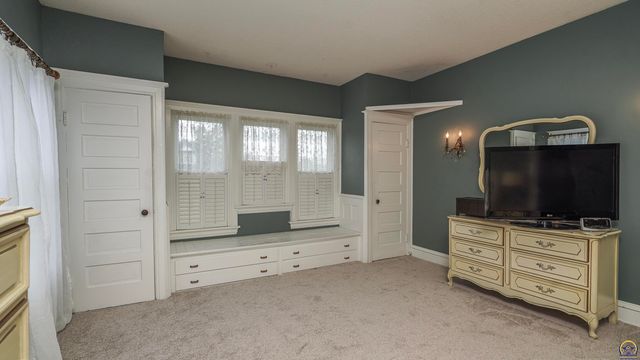 200 E 14th ST, Horton, KS 66439