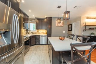 3 Freedom Ct, Montville Twp., NJ 07045