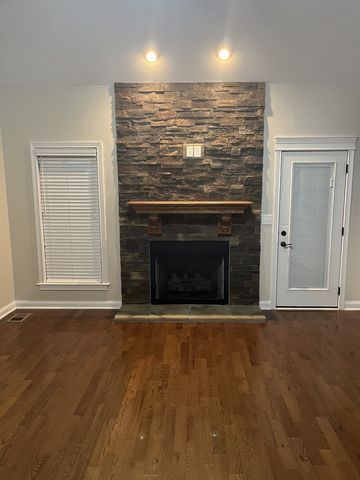 1615 Edgewater Ln, Clarksville, TN 37043