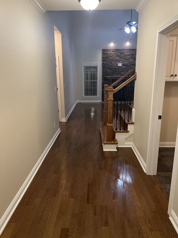 1615 Edgewater Ln, Clarksville, TN 37043