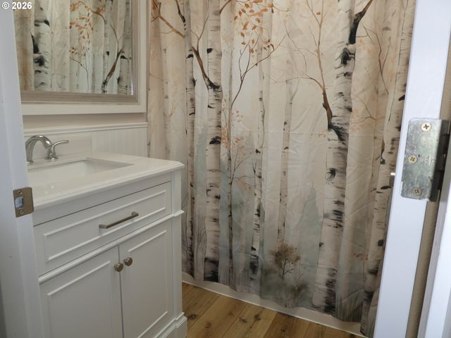 20040 TORREY PINES Dr, Oregon City, OR 97045