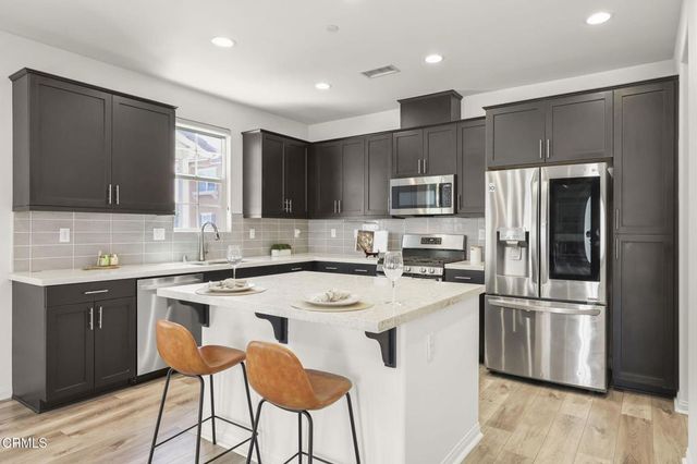 168 Townsite Promenade, Camarillo, CA 93010