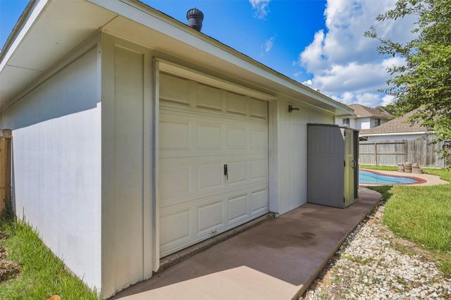 19226 Atherton Lane, Houston, TX 77094