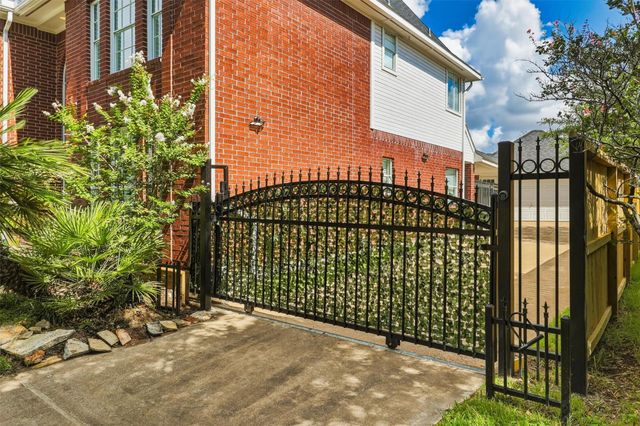 19226 Atherton Lane, Houston, TX 77094