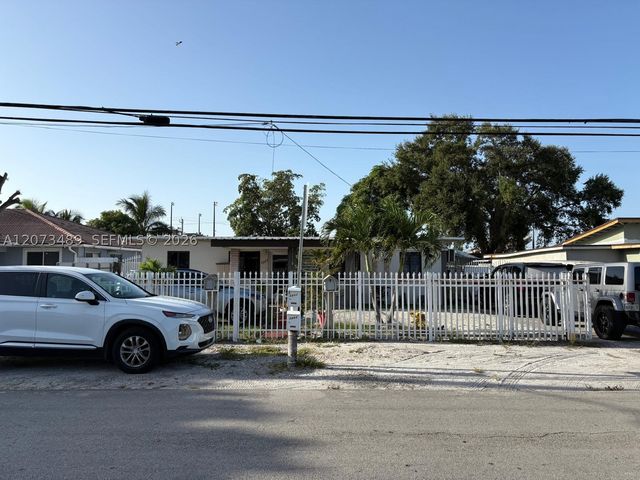 3001 NW 106th St, Miami, FL 33147