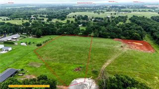 Jace Circle, Gravette, AR 72736