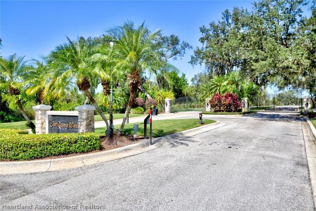 7045 Lake Regency Lane, Sebring, FL 33875