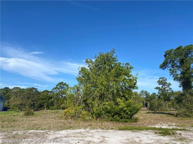 7045 Lake Regency Lane, Sebring, FL 33875