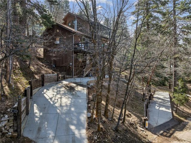 2701 Canon Way, Running Springs, CA 92382