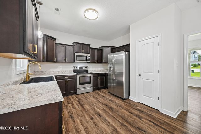 717 Bayboro Court, Holly Ridge, NC 28445