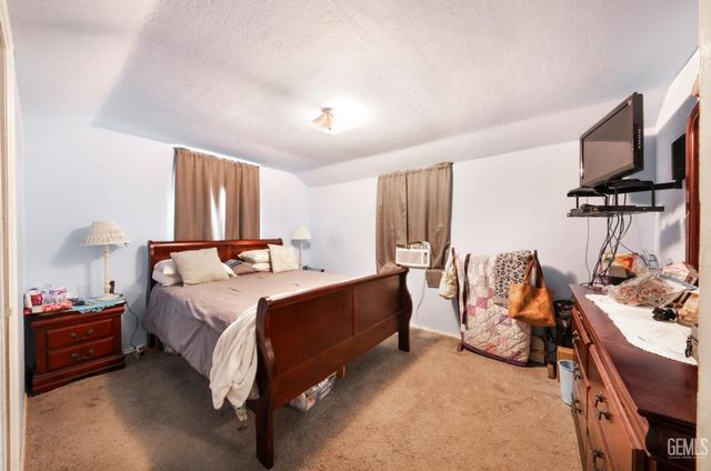461 Adams Street, Bakersfield, CA 93307