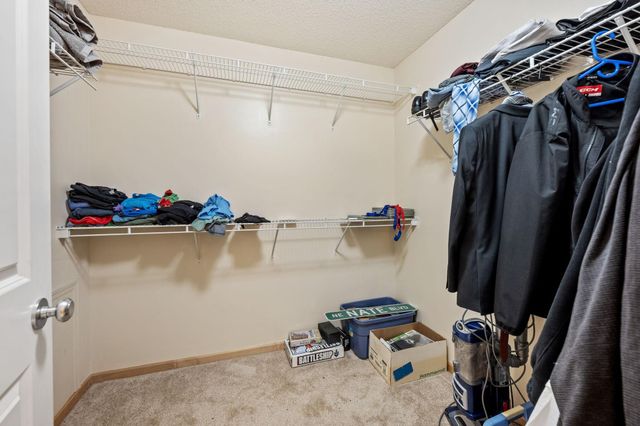 4353 Victor Path 4, Hugo, MN 55038