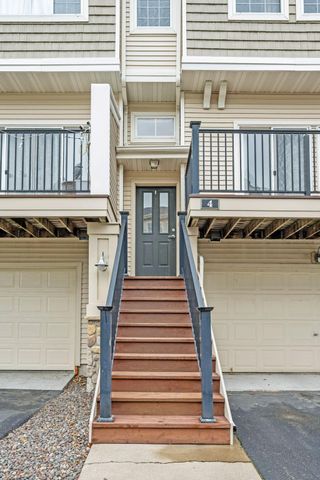 4353 Victor Path 4, Hugo, MN 55038