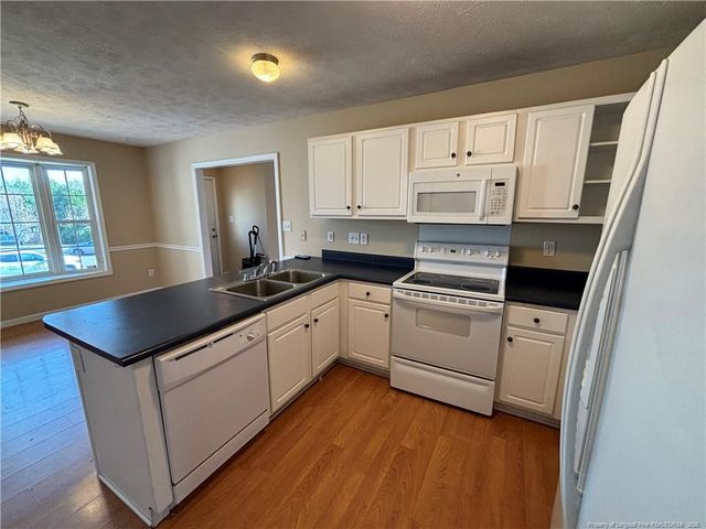 7819 Rosewood Avenue, Fayetteville, NC 28314