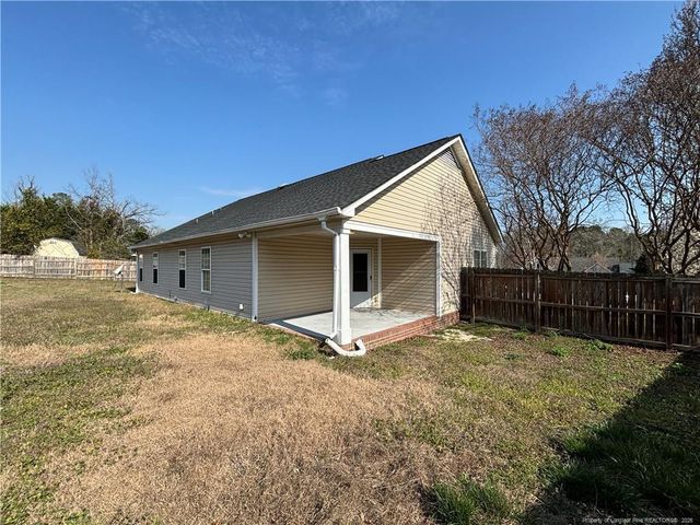 7819 Rosewood Avenue, Fayetteville, NC 28314