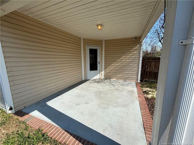 7819 Rosewood Avenue, Fayetteville, NC 28314