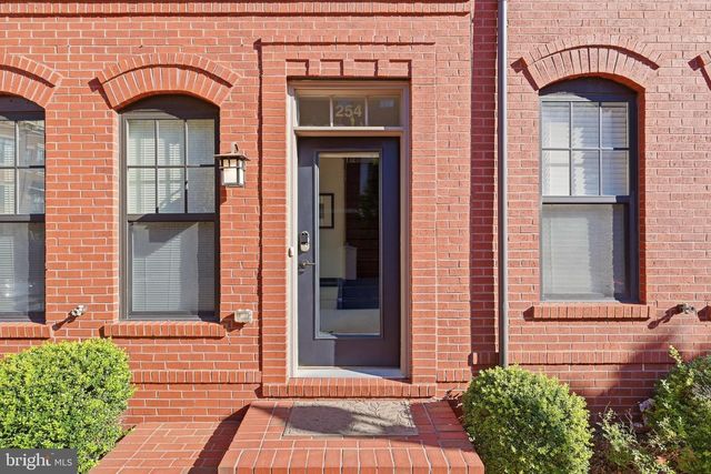 254 BLUEMONT BRANCH TER SE, Leesburg, VA 20175