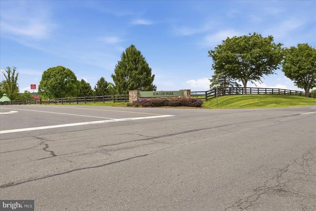 254 BLUEMONT BRANCH TER SE, Leesburg, VA 20175