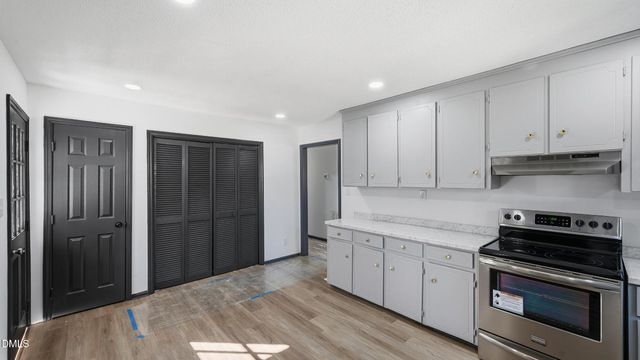 300 E Vance Street, Zebulon, NC 27597