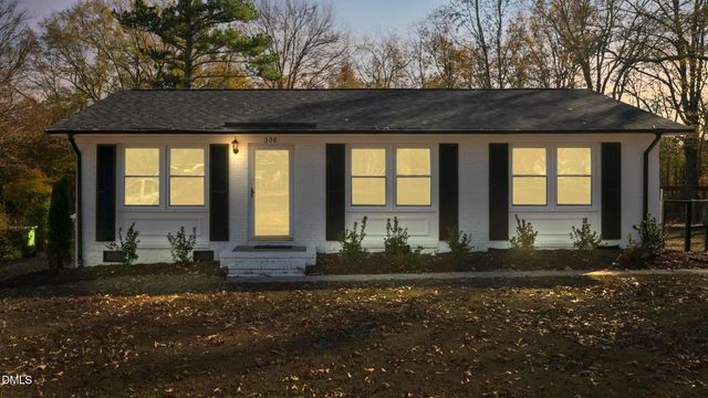 300 E Vance Street, Zebulon, NC 27597