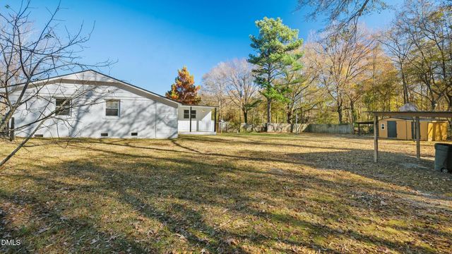 300 E Vance Street, Zebulon, NC 27597