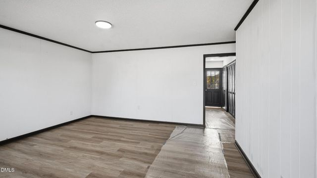 300 E Vance Street, Zebulon, NC 27597