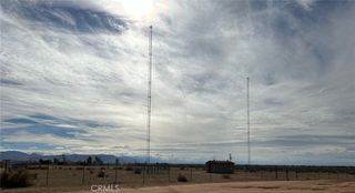 23291 Zuni Road, Apple Valley, CA 92307