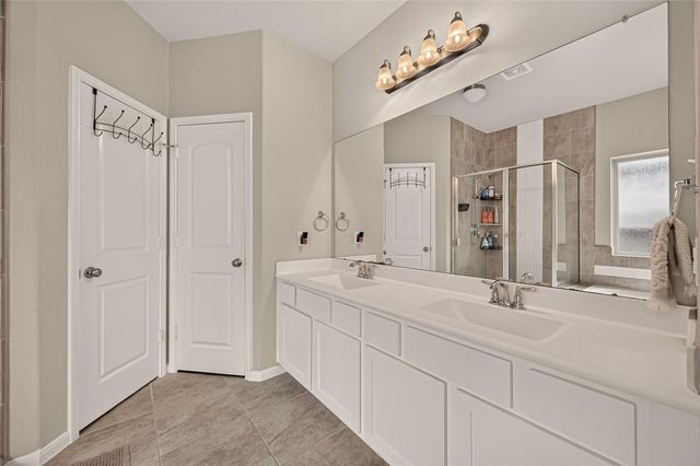 1665 Morgan Trail Drive, Alvin, TX 77511