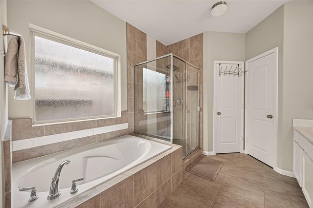 1665 Morgan Trail Drive, Alvin, TX 77511