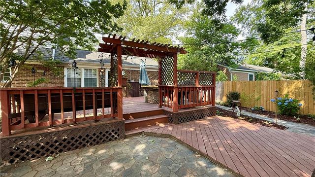 840 Moyer RD, Newport News, VA 23608