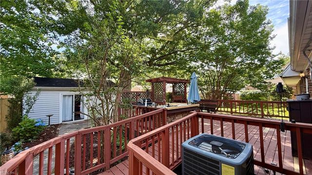 840 Moyer RD, Newport News, VA 23608