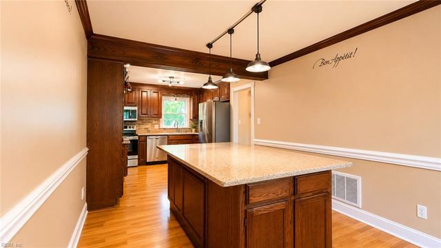 840 Moyer RD, Newport News, VA 23608
