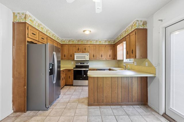 110 Cornwall Court, Jacksonville, AR 72076