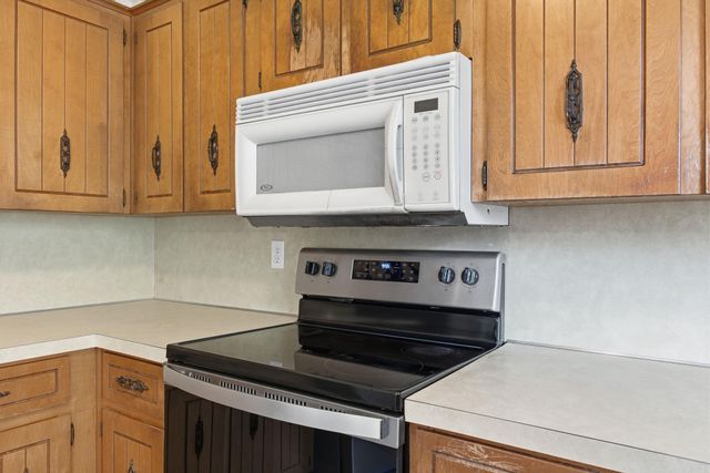 110 Cornwall Court, Jacksonville, AR 72076