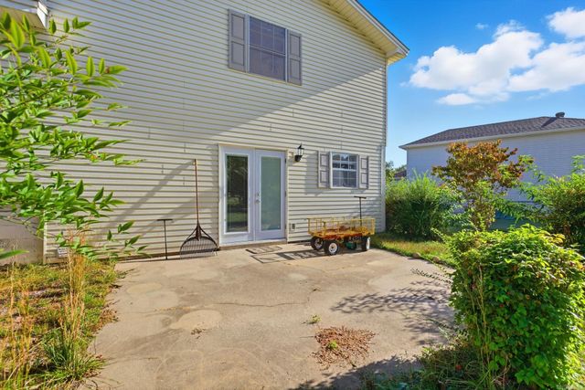 110 Cornwall Court, Jacksonville, AR 72076