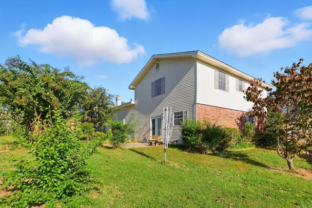 110 Cornwall Court, Jacksonville, AR 72076