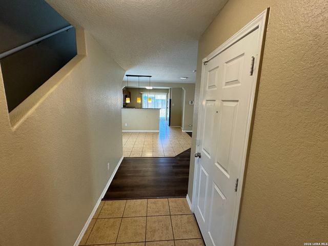 9223 SILVER VIS, San Antonio, TX 78254