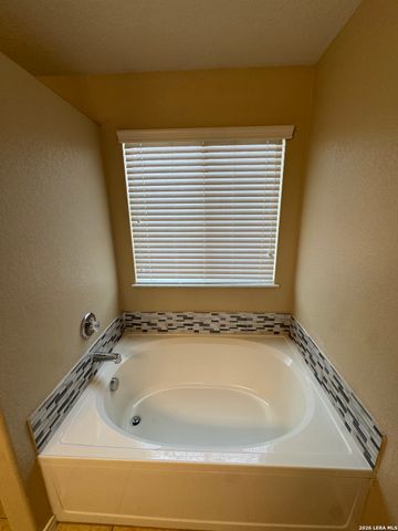 9223 SILVER VIS, San Antonio, TX 78254