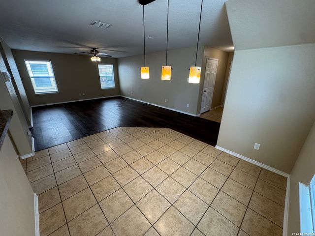 9223 SILVER VIS, San Antonio, TX 78254