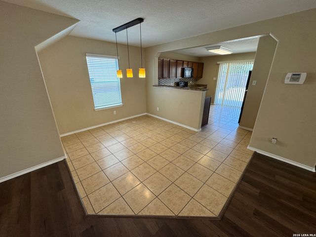 9223 SILVER VIS, San Antonio, TX 78254