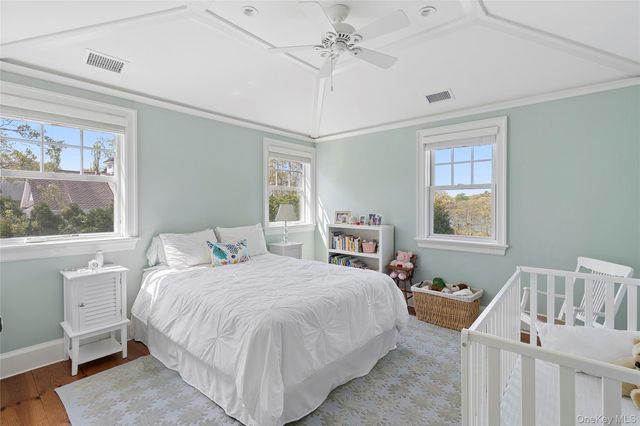 43 Old Main Road, Quogue, NY 11959