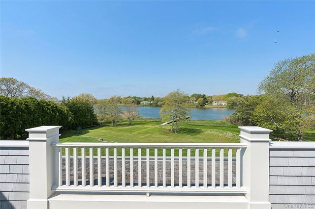 43 Old Main Road, Quogue, NY 11959