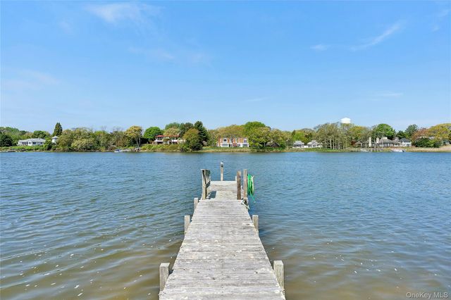 43 Old Main Road, Quogue, NY 11959