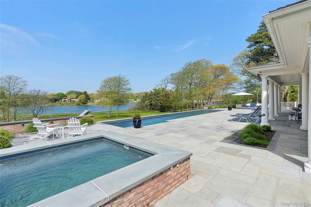 43 Old Main Road, Quogue, NY 11959
