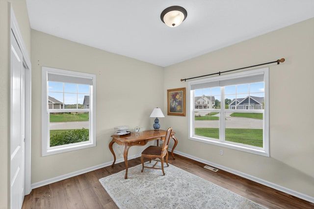 N88W18601 Duke STREET, Menomonee Falls, WI 53051