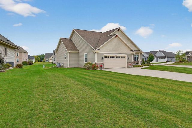 N88W18601 Duke STREET, Menomonee Falls, WI 53051