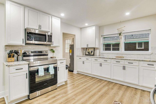 814 W Gonzalez St, Pensacola, FL 32501