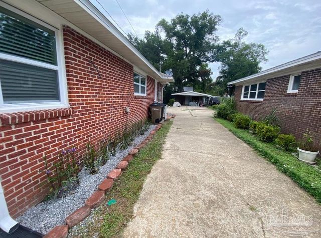 814 W Gonzalez St, Pensacola, FL 32501