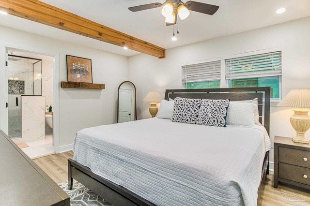 814 W Gonzalez St, Pensacola, FL 32501